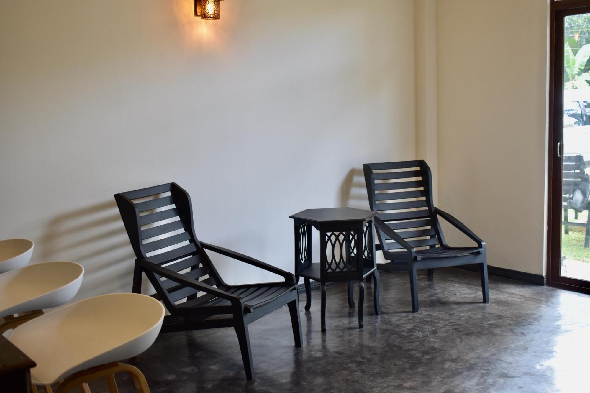 Surf N Summer Hikkaduwa Exterior foto